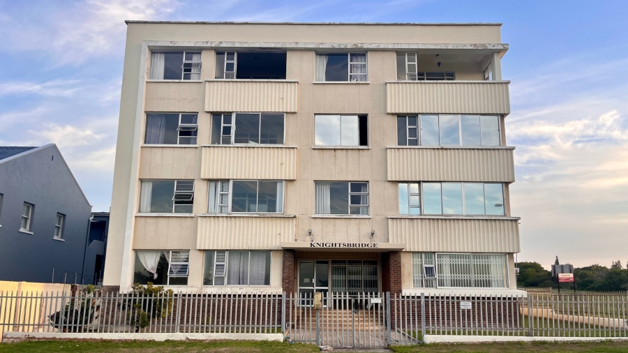 1 Bedroom Property for Sale in Humewood Eastern Cape